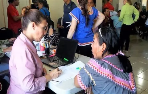 84 escuelas de la comarca Ngäbe Buglé exigen respuestas