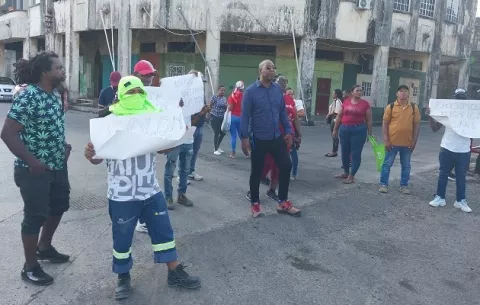 Fedetramico protesta exigiendo espacio cultural en Colón  