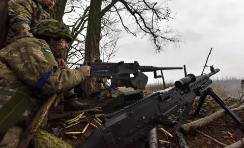 Rusos avanzan en Donetsk con control de ciudad de Bajmut