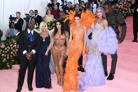 Las Kardashian-Jenner no estarían invitadas al Met Gala