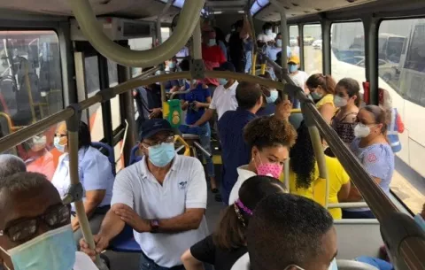 Fin a la mascarilla en el transporte y para manipuladores