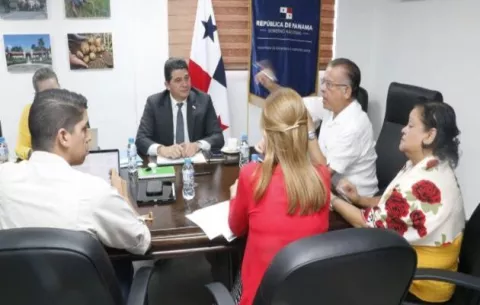Gobierno desembolsa $10 millones a productores de arroz