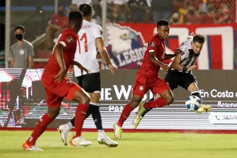  Panamá define equipo para juego ante Costa Rica  