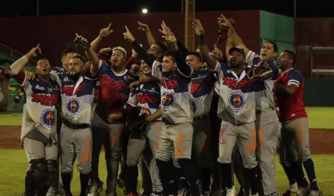 Panamá Metro y Coclé abren Campeonato de Béisbol Mayor