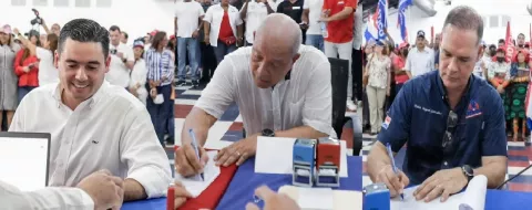 Carrera presidencial toma forma en el PRD