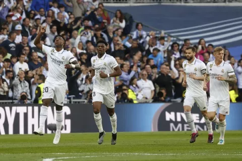 Real Madrid y Liverpool, por un cupo a cuartos en Champions