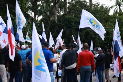 En 5 días, RM registra 881 postulaciones para sus primarias