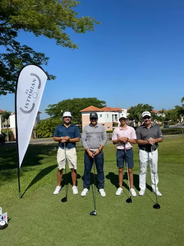 Carbonell lidera categoría elite en el torneo Isthmian