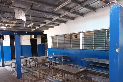 Padres de familia extienden huelga en el IPT de Veraguas