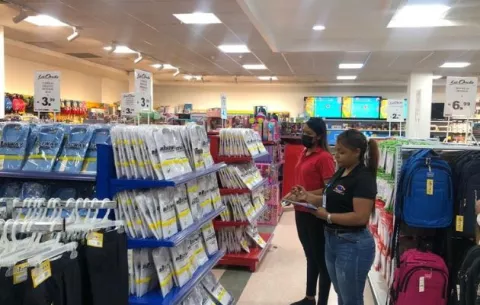 Detectan incumplimiento en marcas de útiles escolares 