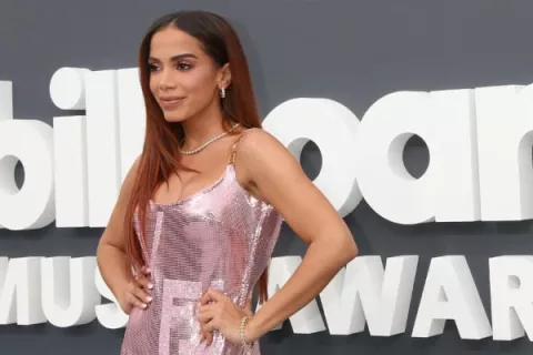 Anitta rompe su contrato con Warner después de 11 años 
