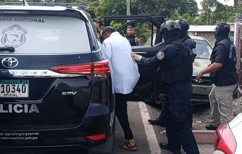 Detienen a pastor de iglesia  y a un excantante de reggae