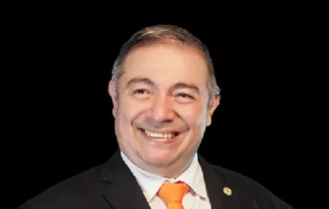 Candidato a rector pide un proceso electoral transparente 