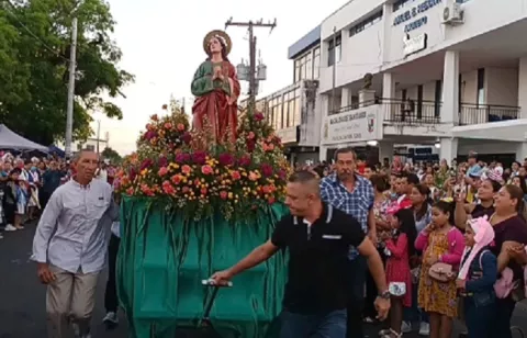 Tradicional carrera de Los Santos en Santiago de Veraguas 
