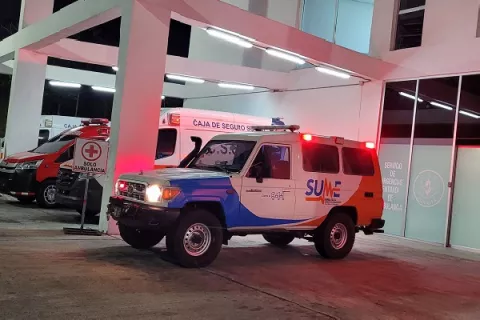 Hieren con arma blanca a un hombre en el abdomen en Volcán
