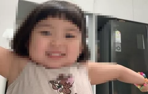 Mamá de la niña del meme demandaría a marcas colombianas