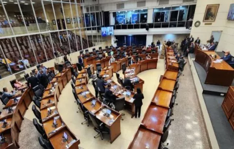 Asamblea archiva proyecto sobre extinción de dominio