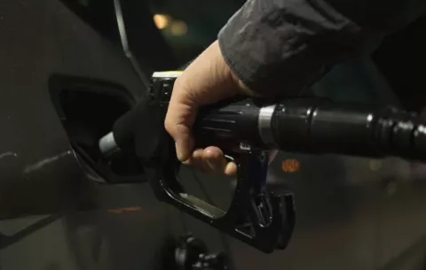 Precio de la gasolina sube este Viernes Santo