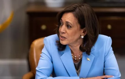  Kamala Harris luchará para proteger el derecho al aborto