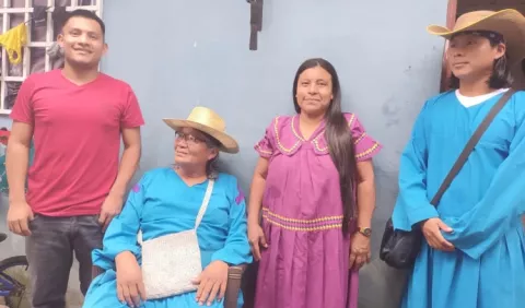Mama Tatda y el desafío de  mantener lejos a los intrusos