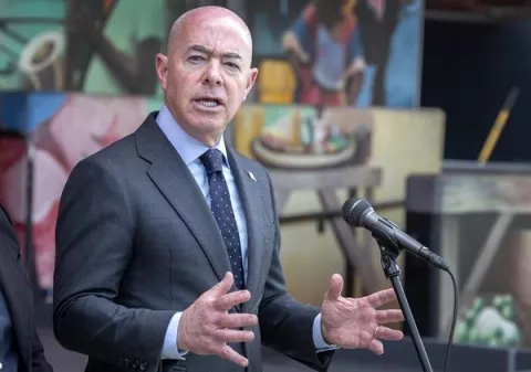EE.UU., Colombia y Panamá tratarán crisis migratoria