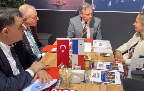 Panamá y Turquía firman acuerdo de colaboración turística