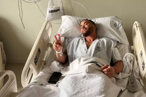 Prince Royce es hospitalizado tras sufrir reacción alérgica