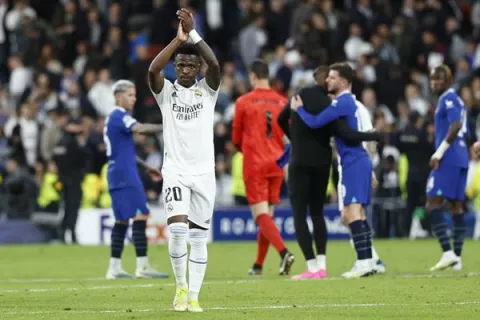 Real Madrid gana con autoridad al Chelsea