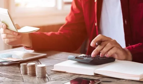 Plan 'avalancha' o 'bola de nieve', para tomar el control de tus finanzas 