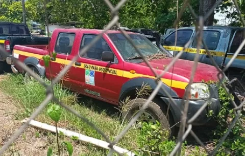 Autos oficiales dañados son recuperables, según Gobernador