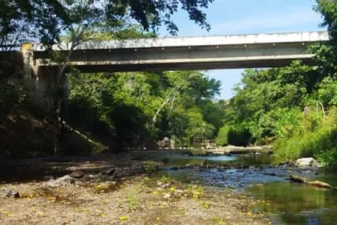 Analizan el caudal de varias fuentes hídricas en Herrera 
