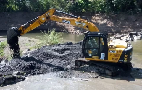 Toman acciones ante bajo caudal de ríos en Herrera 