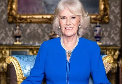 Coronación de Carlos III: ¿Qué lucirá su esposa Camila?