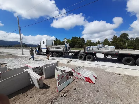 Llegan las primeras casas prefabricadas a Tierras Altas
