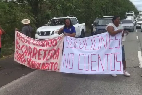 Por sexta vez cierran las calles en Manglarito de Chame