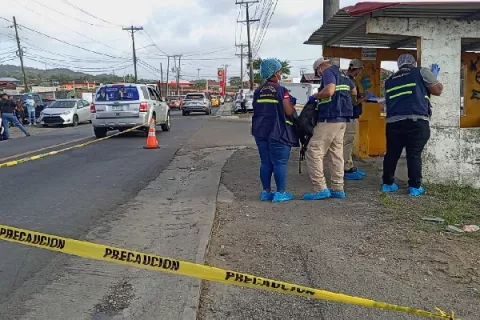 Acribillan a trabajador de Aguaseo en una para de autobús