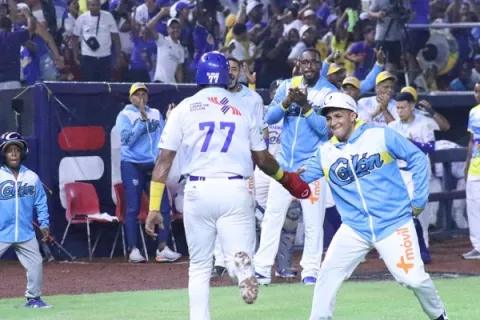 Colón, muy cerca del título en el béisbol mayor