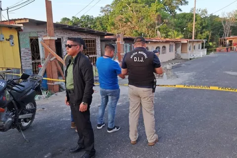 Legalizan detención de 3 hombres por homicidio de dominicana
