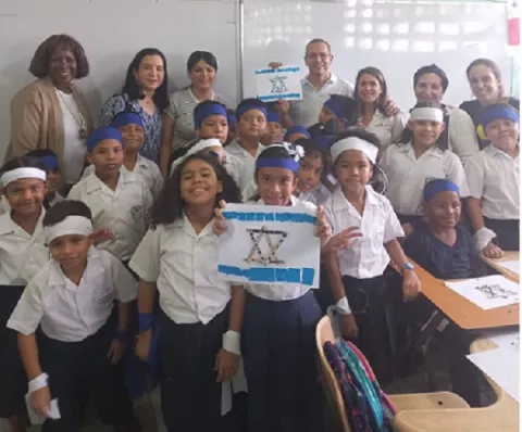 Independencia de Israel es celebrada en escuela primaria