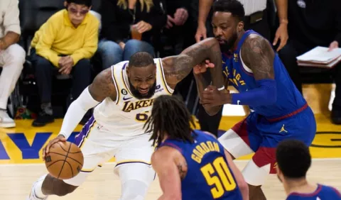 LeBron James con dudas sobre su futuro en la NBA