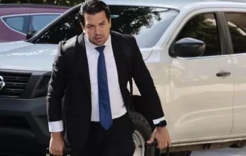 Camacho González: "Aquí hay algo que nos están escondiendo"