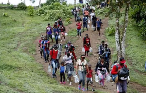 Se sextuplica cifra de migrantes que cruzan Darién