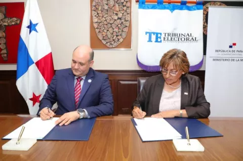 Buscan impulsar mayor participación de mujeres en política