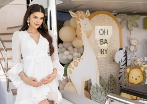 Nadia Ferreira celebra su 'baby shower'