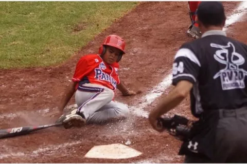 Panamá cae ante Venezuela y mira a Estados Unidos en U12