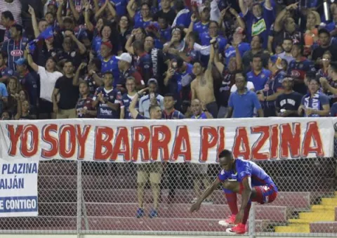 Plaza Amador contra CAI; Tauro ante Sporting en semifinales