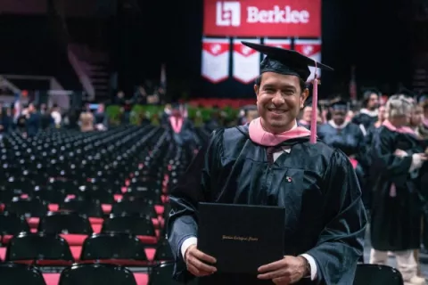 Rafael Moreno se graduó en Berklee College of Music