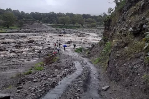 Lluvias afectan los caminos de producción de Tierras Altas 