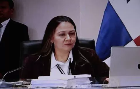 Abogados piden absolución y cuestionan a la Fiscalía
