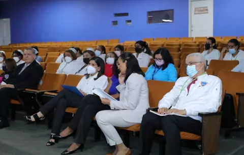 Avanza implementación de moderno banco de leche humana en HN